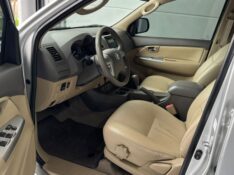 TOYOTA SW4 SR 2.7 /2013 IDEAL VEÍCULOS LAJEADO / Carros no Vale