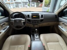 TOYOTA SW4 SR 2.7 /2013 IDEAL VEÍCULOS LAJEADO / Carros no Vale