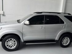 TOYOTA SW4 SR 2.7 /2013 IDEAL VEÍCULOS LAJEADO / Carros no Vale