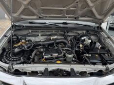 TOYOTA HILUX SW4 2.7 SR /2014 IDEAL VEÍCULOS LAJEADO / Carros no Vale