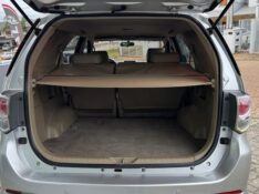 TOYOTA HILUX SW4 2.7 SR /2014 IDEAL VEÍCULOS LAJEADO / Carros no Vale