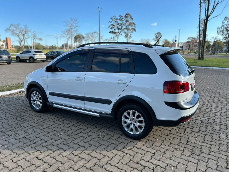 VOLKSWAGEN SPACE CROSS I-MOTION 1.6 MI 8V TOTAL FLEX /2014 NEURI VEÍCULOS LAJEADO / Carros no Vale