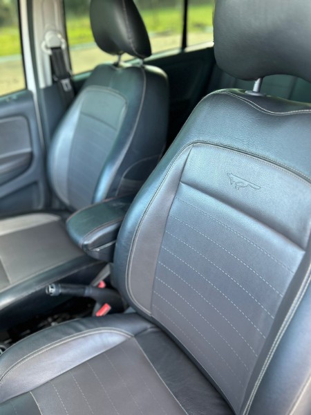VOLKSWAGEN SPACE CROSS I-MOTION 1.6 MI 8V TOTAL FLEX /2014 NEURI VEÍCULOS LAJEADO / Carros no Vale