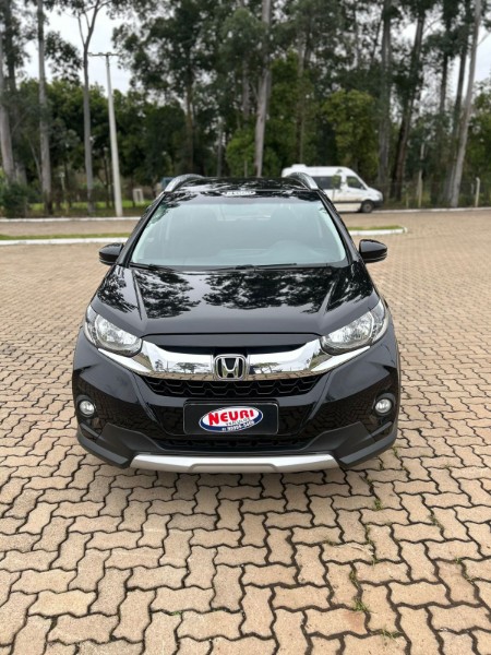 HONDA WR-V EX 1.5 16V CVT 2018 /2018 NEURI VEÍCULOS LAJEADO / Carros no Vale
