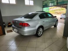 VOLKSWAGEN PASSAT HIGHLINE 2.0 T 2011/2012 TS VEÍCULOS ANTA GORDA / Carros no Vale