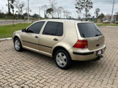 VOLKSWAGEN GOLF 1.6 MI 8V FLEX 4P MANUAL /2001 NEURI VEÍCULOS LAJEADO / Carros no Vale