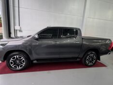 TOYOTA HILUX SRX CD 2.8 4X4 /2021 IDEAL VEÍCULOS LAJEADO / Carros no Vale