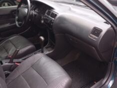 TOYOTA COROLLA LE 1.8 1994/1994 ALTERNATIVA VEÍCULOS LAJEADO / Carros no Vale