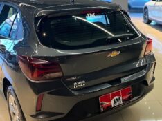 CHEVROLET ONIX 1.0 LS 2023/2024 JM AUTOMÓVEIS VENÂNCIO AIRES / Carros no Vale