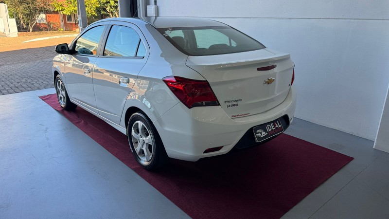 CHEVROLET PRISMA SED. LT 1.4 8V FLEXPOWER 4P /2019 IDEAL VEÍCULOS LAJEADO / Carros no Vale