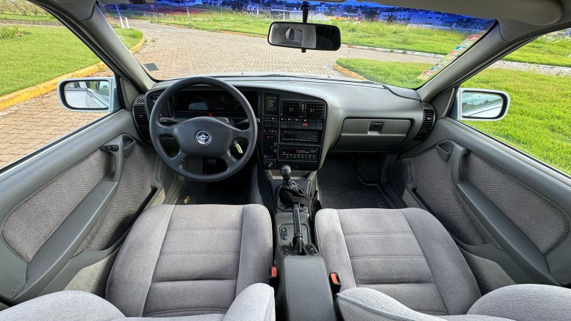 CHEVROLET OMEGA CD /1993 IDEAL VEÍCULOS LAJEADO / Carros no Vale