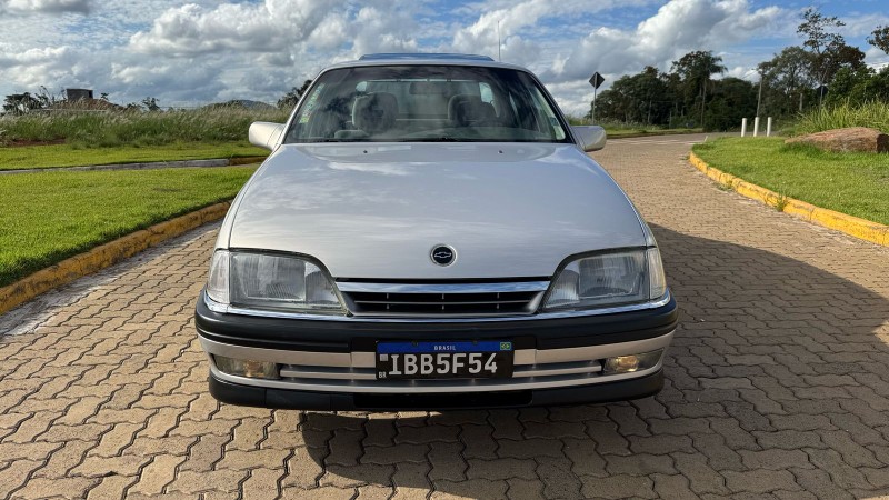 CHEVROLET OMEGA CD /1993 IDEAL VEÍCULOS LAJEADO / Carros no Vale
