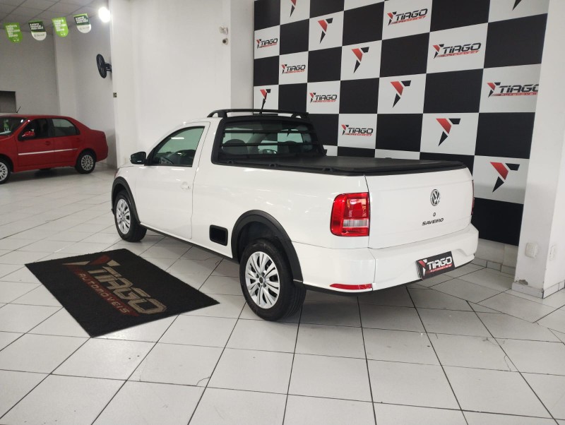 VOLKSWAGEN SAVEIRO 1.6 8V 2018/2018 TIAGO AUTOMÓVEIS VENÂNCIO AIRES / Carros no Vale