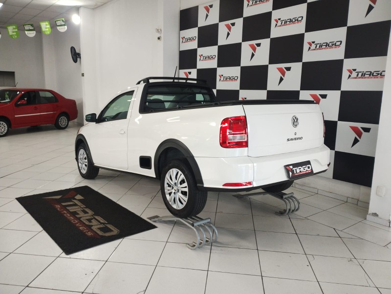 VOLKSWAGEN SAVEIRO 1.6 8V 2018/2018 TIAGO AUTOMÓVEIS VENÂNCIO AIRES / Carros no Vale