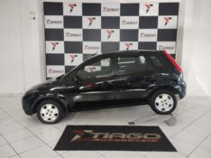 FORD FIESTA SE 1.0 8V FLEX 5P 2014/2014 TIAGO AUTOMÓVEIS VENÂNCIO AIRES / Carros no Vale
