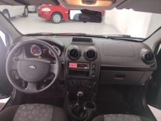 FORD FIESTA SE 1.0 8V FLEX 5P 2014/2014 TIAGO AUTOMÓVEIS VENÂNCIO AIRES / Carros no Vale