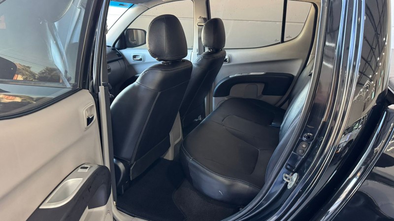 MITSUBISHI L200 TRITON 3.2 D /2010 IDEAL VEÍCULOS LAJEADO / Carros no Vale