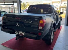MITSUBISHI L200 TRITON 3.2 D /2010 IDEAL VEÍCULOS LAJEADO / Carros no Vale