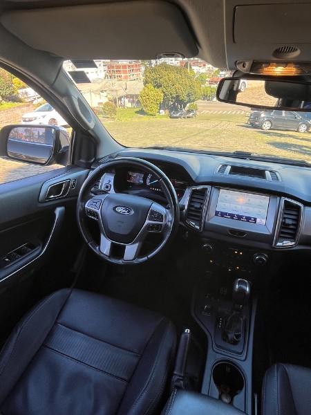 FORD RANGER LIMITED 3.2 4X4 CD DIESEL AUT. 2021/2021 BOSCO AUTOMÓVEIS GUAPORÉ / Carros no Vale