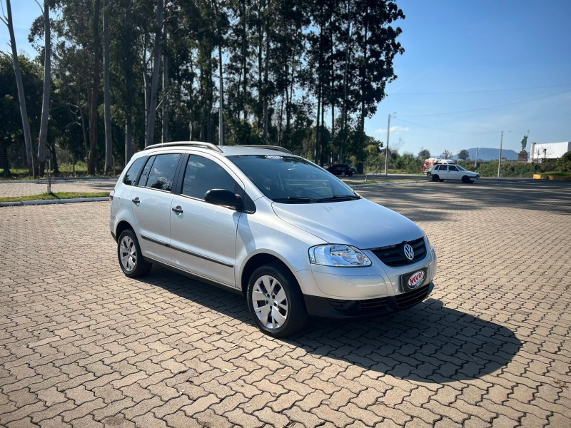 VOLKSWAGEN SPACEFOX COMFORTLINE 1.6 MI T.FLEX 8V 5P /2009 NEURI VEÍCULOS LAJEADO / Carros no Vale