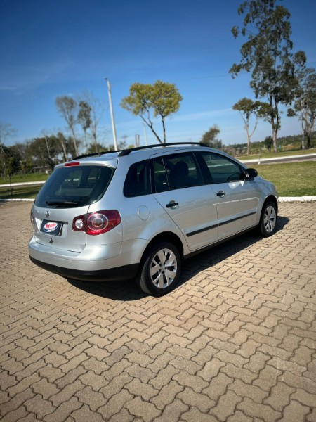 VOLKSWAGEN SPACEFOX COMFORTLINE 1.6 MI T.FLEX 8V 5P /2009 NEURI VEÍCULOS LAJEADO / Carros no Vale