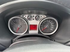 FORD FOCUS SEDAN 2.0 2013/2013 ELY AUTOMÓVEIS LAJEADO / Carros no Vale