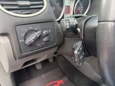 FORD FOCUS SEDAN 2.0 2013/2013 ELY AUTOMÓVEIS LAJEADO / Carros no Vale