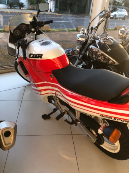 HONDA MOTOS CBR 450 SR 1990/1990 JASER MOTOS LAJEADO / Carros no Vale