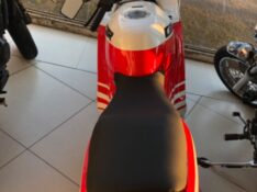 HONDA MOTOS CBR 450 SR 1990/1990 JASER MOTOS LAJEADO / Carros no Vale
