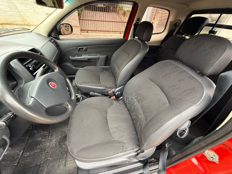 FIAT STRADA WORKING 1.4 MPI FIRE FLEX 8V CD 2012/2012 ELY AUTOMÓVEIS LAJEADO / Carros no Vale