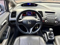 HONDA CIVIC 1.8 LXS 16V FLEX 4P MANUAL 2009/2009 AR MULTIMARCAS VENÂNCIO AIRES / Carros no Vale