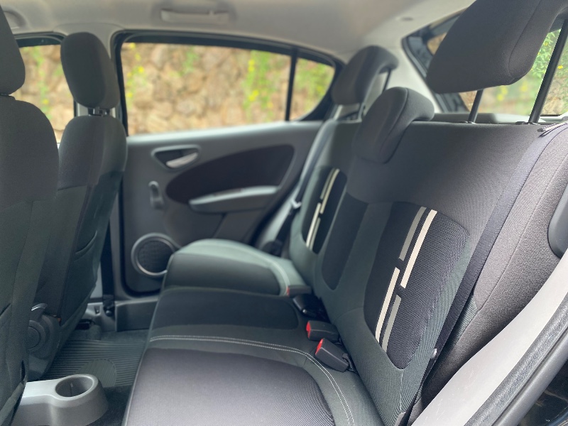 FIAT PALIO 1.6 ESSENCE 16V 2014/2015 ESTAÇÃO DO CARRO ESTRELA / Carros no Vale