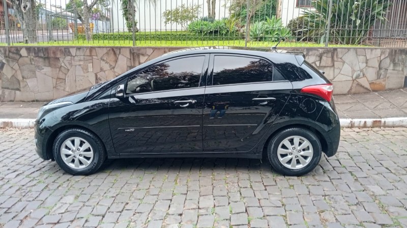 HYUNDAI HB20 1.6 COMFORT 2015/2015 ALTERNATIVA VEÍCULOS LAJEADO / Carros no Vale