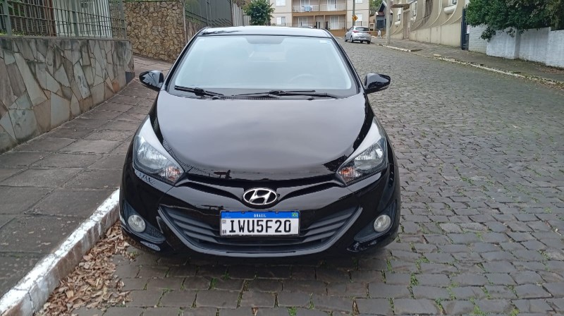 HYUNDAI HB20 1.6 COMFORT 2015/2015 ALTERNATIVA VEÍCULOS LAJEADO / Carros no Vale