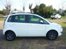 FIAT IDEA ATTRACTIVE 1.4 FIRE FLEX 8V 5P 2013/2014 PREMIUM AUTOMÓVEIS ARROIO DO MEIO / Carros no Vale