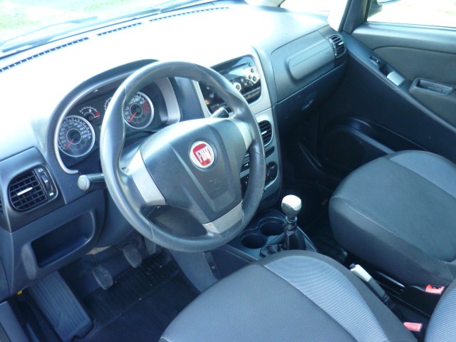 FIAT IDEA ATTRACTIVE 1.4 FIRE FLEX 8V 5P 2013/2014 PREMIUM AUTOMÓVEIS ARROIO DO MEIO / Carros no Vale