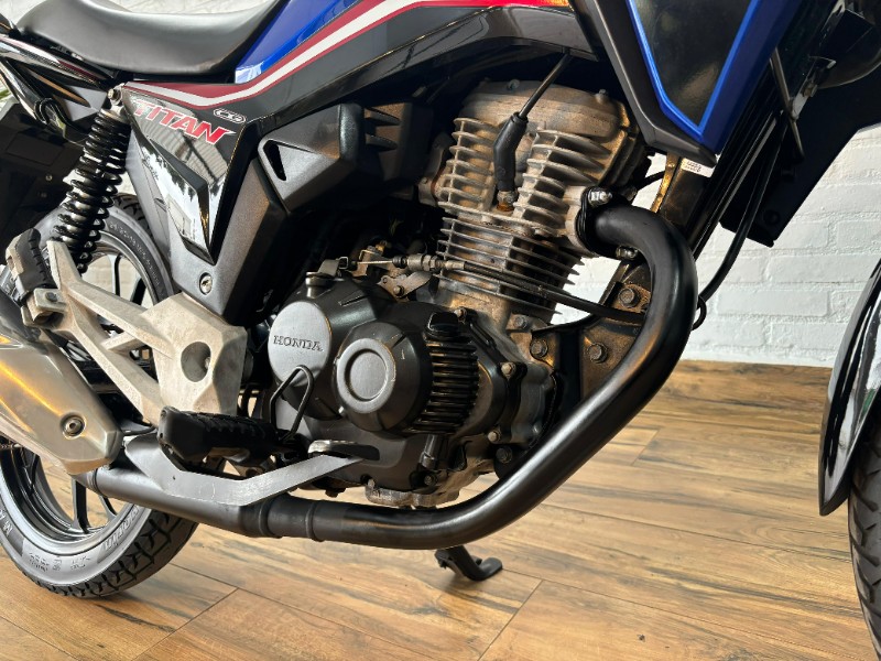HONDA MOTOS CG 160 TITAN /2021 RT 811 VEÍCULOS ARROIO DO MEIO / Carros no Vale