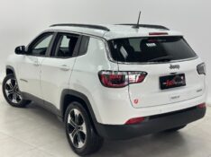 JEEP COMPASS 2.0 LONGITUDE FLEX 2017/2018 MAIS FÁCIL VEÍCULOS SANTA CRUZ DO SUL / Carros no Vale