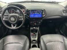 JEEP COMPASS 2.0 LONGITUDE FLEX 2017/2018 MAIS FÁCIL VEÍCULOS SANTA CRUZ DO SUL / Carros no Vale