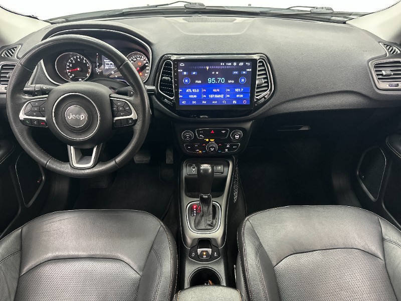 JEEP COMPASS 2.0 LONGITUDE FLEX 2017/2018 MAIS FÁCIL VEÍCULOS SANTA CRUZ DO SUL / Carros no Vale