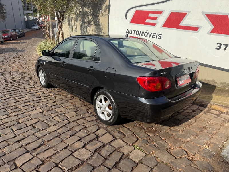 TOYOTA COROLLA 1.8 XEI 16V GASOLINA 4P AUTOMÁTICO 2004/2004 ELY AUTOMÓVEIS LAJEADO / Carros no Vale