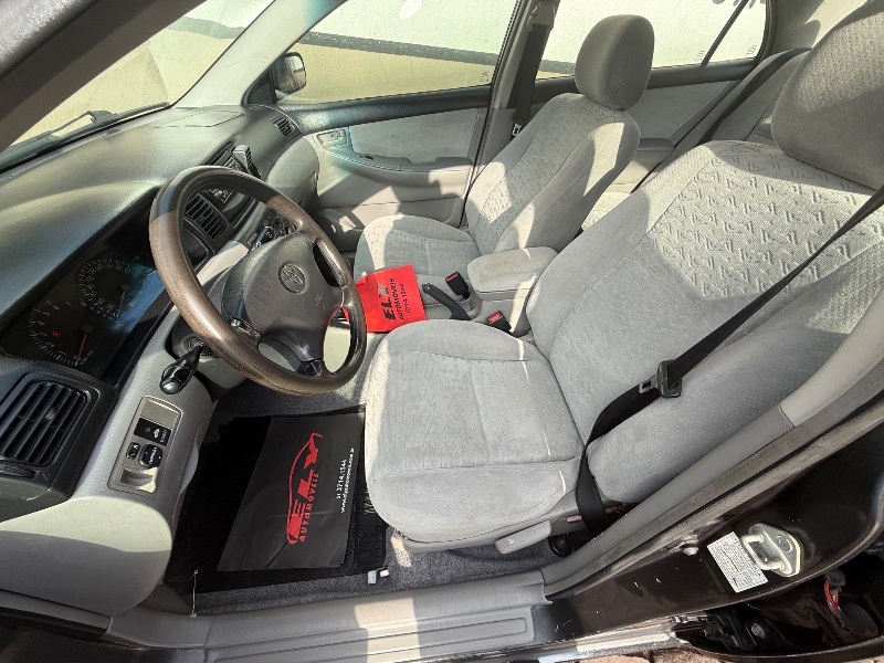 TOYOTA COROLLA 1.8 XEI 16V GASOLINA 4P AUTOMÁTICO 2004/2004 ELY AUTOMÓVEIS LAJEADO / Carros no Vale