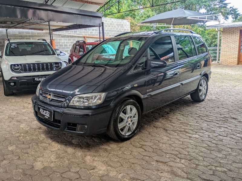 CHEVROLET ZAFIRA 2.0 ELITE 8V 2008/2009 RICARDO VEÍCULOS TEUTÔNIA / Carros no Vale