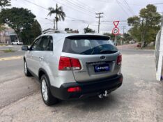 KIA SORENTO 3.5 V6 24V 4X4 7 LUGARES 2013/2012 LS MULTIMARCAS VENÂNCIO AIRES / Carros no Vale