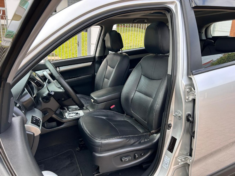 KIA SORENTO 3.5 V6 24V 4X4 7 LUGARES 2013/2012 LS MULTIMARCAS VENÂNCIO AIRES / Carros no Vale