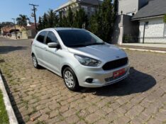 FORD KA 1.0 SE 2017/2017 ELY AUTOMÓVEIS LAJEADO / Carros no Vale