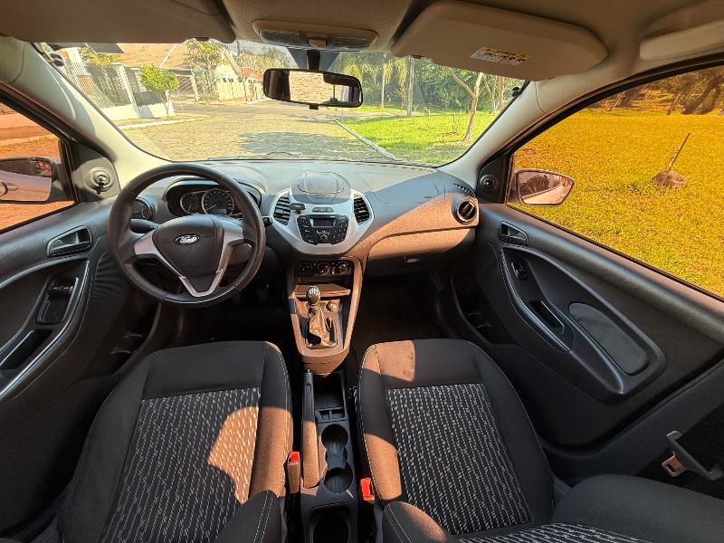 FORD KA 1.0 SE 2017/2017 ELY AUTOMÓVEIS LAJEADO / Carros no Vale