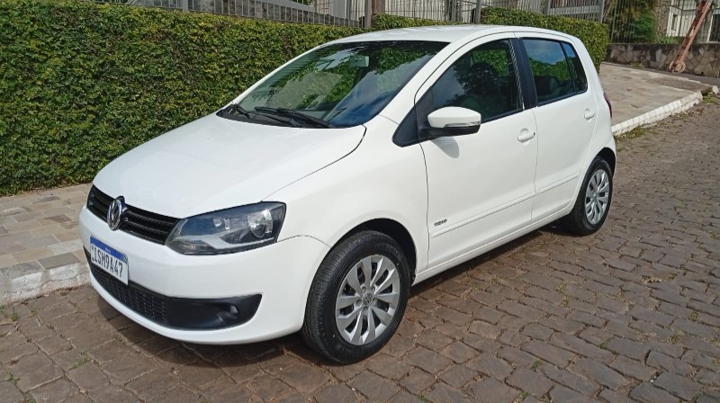 VOLKSWAGEN FOX GII 1.0 2012/2012 ALTERNATIVA VEÍCULOS LAJEADO / Carros no Vale