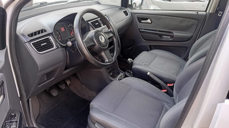 VOLKSWAGEN FOX GII 1.0 2012/2012 ALTERNATIVA VEÍCULOS LAJEADO / Carros no Vale
