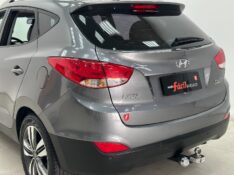 HYUNDAI IX35 2.0 16V FLEX 4P AUTOMATICO 2016/2017 MAIS FÁCIL VEÍCULOS SANTA CRUZ DO SUL / Carros no Vale